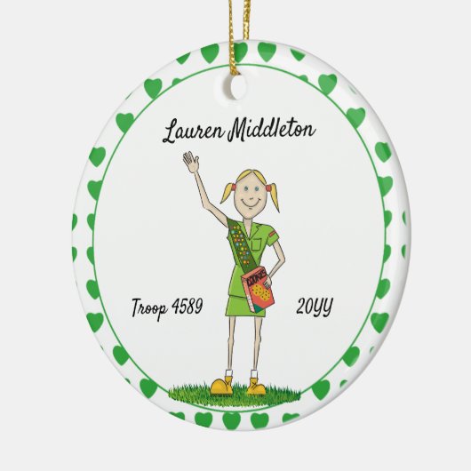 Blonde Junior Girl Scouting Green Heart Shape Keramisch Ornament (Links)
