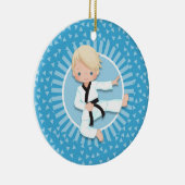 Blonde Karate Boy Ornament Judo Martial Arts (Rechts)