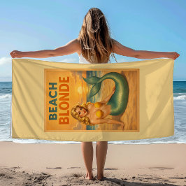 Blonde Pin-Up Zeemeermin | Zonnige Gele Retro Kust Strandlaken