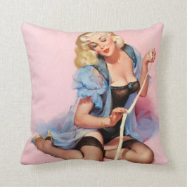 Blonde pinup girl kussen