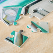 Blonde uit 1950 in een Turquoise Thunderbird Legpuzzel (Zijkant)