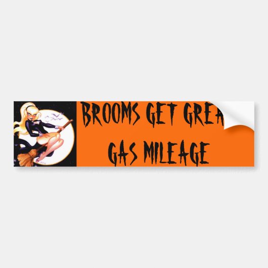 BLONDE WITCH, BROOMS KRIJGEN GROTE GASMILEAGE BUMPERSTICKER (Voorkant)