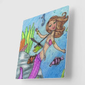  blonde zeemeerminnen roze staart in de oceaan vierkante klok (Hoek)