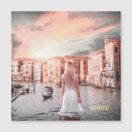 Blondie in Romantic Venetië