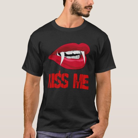 Blood Red Vampire Lips Halloween Kiss Me T-shirt (Voorkant)