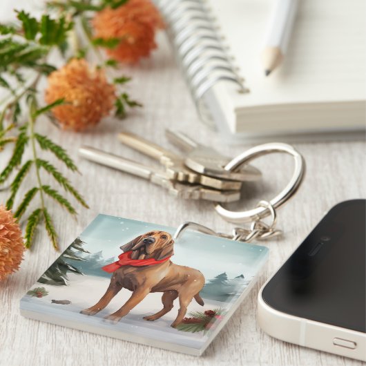Bloodhound Hond in Sneeuw Kerstmis Sleutelhanger (Voorkant Rechts)