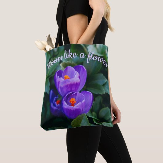 Bloom als een bloemfoto tote bag (Dichtbij)