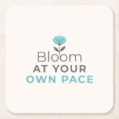Bloom at Your Own Pace Minimal Motivational Coaste Kartonnen Onderzetters (Voorkant)