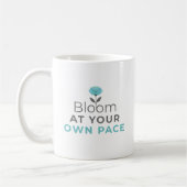 Bloom at Your Own Pace Minimal Motivational Mug Koffiemok (Links)