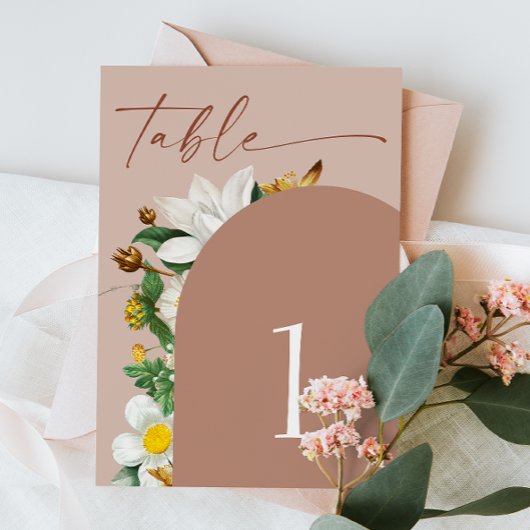 Bloom camellia. Bleek roze script bruiloft Kaart