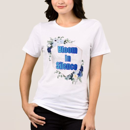 Bloom in Silence Tri-Blend Shirt (Voorkant)