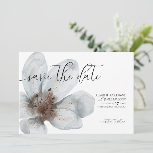 Bloom · Romantisch Modern Floral · Elegant Script Save The Date (Staand voorkant)