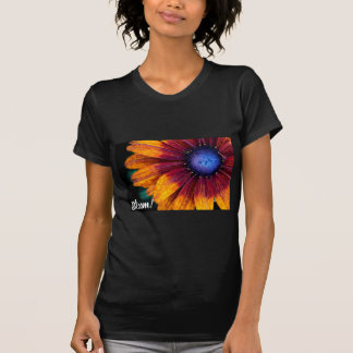 Bloom! T-shirt met bloemontwerp