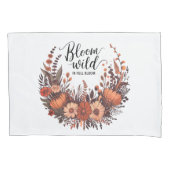 Bloom Wild: Earthy Wildflower Bouquet Design Kussensloop (Voorkant-Links)