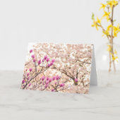 Bloomende roze Paarse Magnolias Spring Flower Kaart (Gele Bloem)