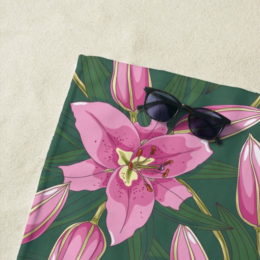 Blooming Lilies in Deep Green Strandlaken (In situ)