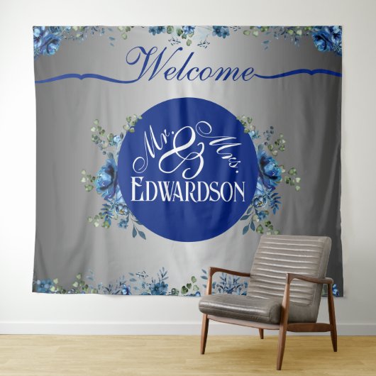 Blooming Love: een bloemrijke welkom op onze bruil Wandkleed (In Situ (horizontaal))