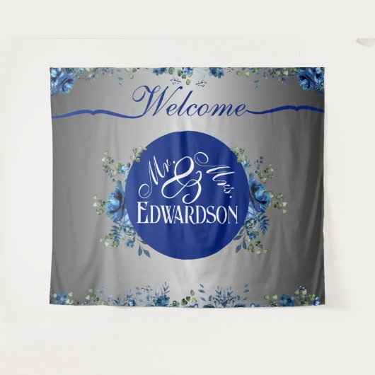 Blooming Love: een bloemrijke welkom op onze bruil Wandkleed (Voorkant (horizontaal))