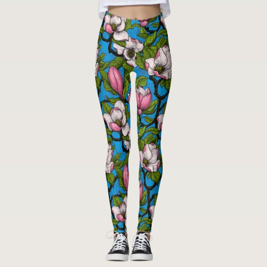 Blooming magnolia op blauw leggings (Voorkant)