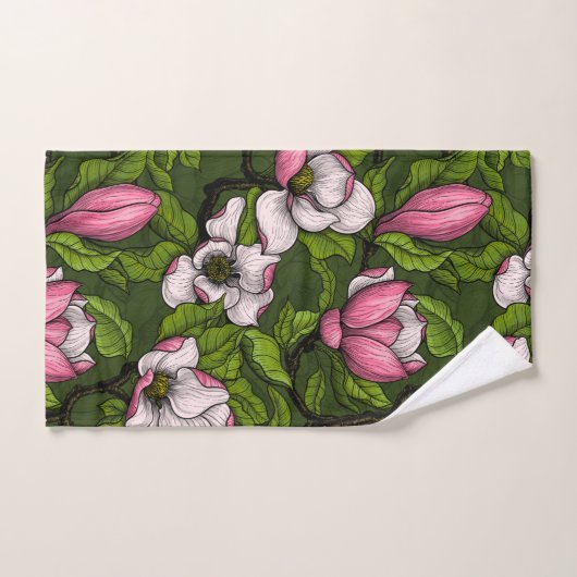 Blooming magnolia op donkergroen bad handdoek (Handdoek)