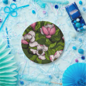 Blooming magnolia op donkergroen papieren bordje (Feest)