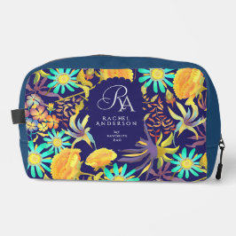 Blooming Mystical Floral Monogram Navy Toilettasje