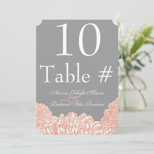Blooming Peach Coral Wedding Table Number Kaart (Staand voorkant)
