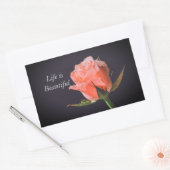 "Blooms of Beauty: Een roos geïnspireerd ontwerp " Rechthoekige Sticker (Envelop)