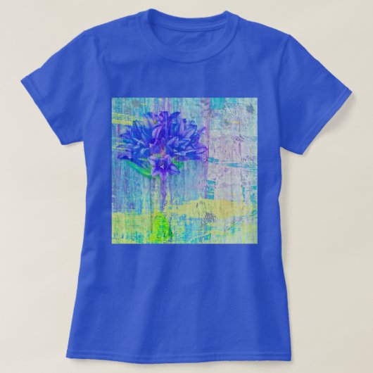 Blossom in Blue Violet T-shirt (Design voorkant)