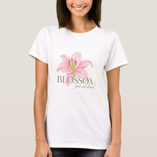 "Blossom & Loved" Bloem Grafische T-shirt (Voorkant)