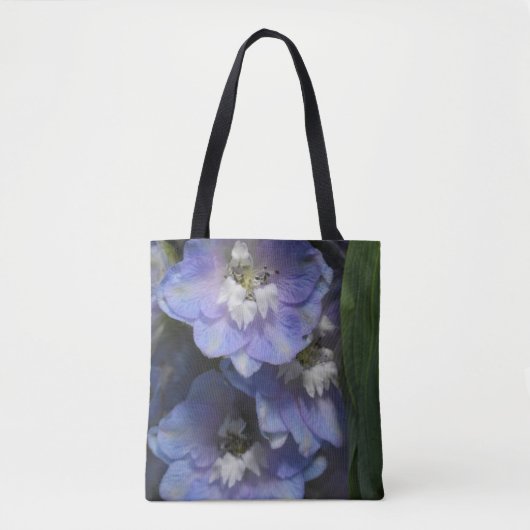 Blossom Serenity - Delicate Bloem Kunst Tas (Voorkant)