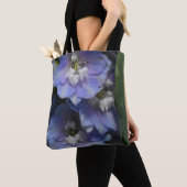 Blossom Serenity - Delicate Bloem Kunst Tas (Dichtbij)