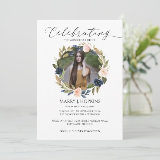 Blossom Wreath Photo Celebration of Life Kaart (Staand voorkant)