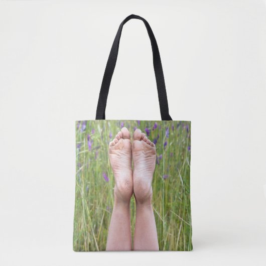 blote voeten in wilde bloemen tote bag (Voorkant)