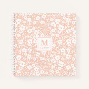 Blozend bloemendagboek met monogram notitieboek