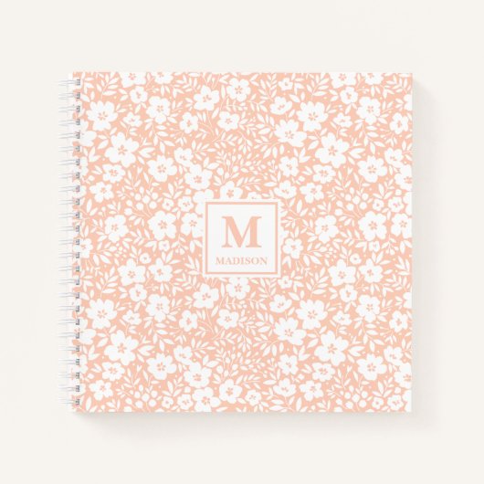 Blozend bloemendagboek met monogram notitieboek (Voorkant)