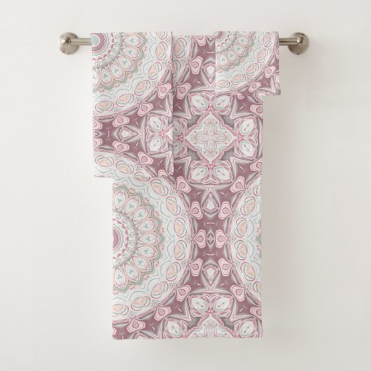 Blozend Roze en Mint Mandala Patroon Ontwerp Bad Handdoek (Insitu)