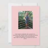 Blozend Roze Foto Script Afstudeeraankondiging Kaart (Achterkant)