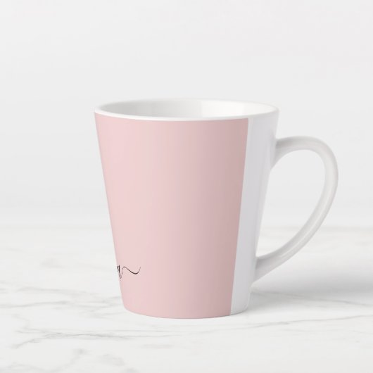 Blozend Roze Moderne Script Meisjesachtig Monogram Latte Mok (Rechts)