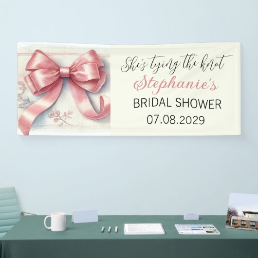 Blozend Roze Strik Zij knoopt de knoop Bruidsfeest Spandoek (Beurs)