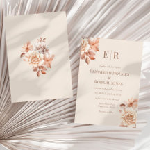 Blozende Beige Monogram Trouw Uitnodiging