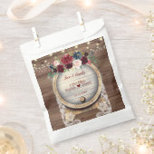 Blozende bordeauxrode bloemige wijnvat kant trouw  bedankzakje (Geknipt)