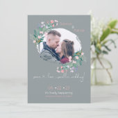 Blozende-grijze bloemenschildering frame save the date (Staand voorkant)