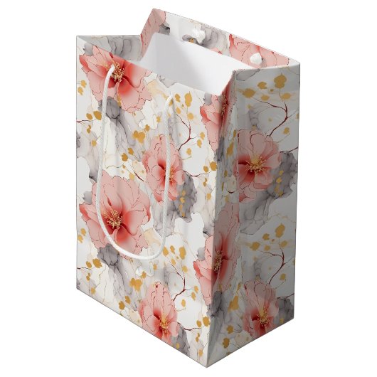 Blozende Koraal Grijs Bloemige Bruiloft Medium Cadeauzakje (Voorkant Gekanteld)