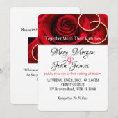 Blozende rode roos met ring  Trouw uitnodiging (Voorkant / Achterkant)