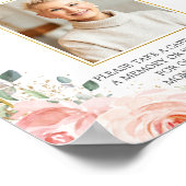 Blozende Roze Bloemige Foto Rouwherdenking Herinne Poster (Hoek)