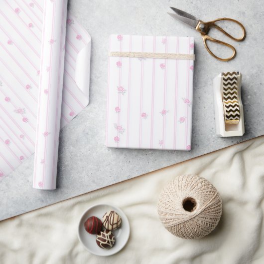 Blozende Roze Bloemstrepen Cadeaupapier (Crafts)