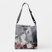 Blozende Roze Bourgondië Bloemige Elegante Mr & Mr Crossbody Tas (Achterkant)