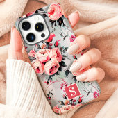 Blozende roze en koraalrode monogram bloemstuk Case-Mate iPhone case