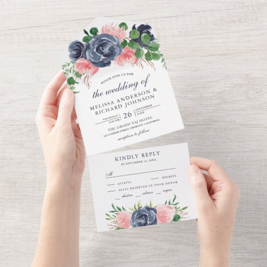 Blozende Roze en Marineblauwe Bloemenboeket Bruilo All In One Uitnodiging (Afscheurbaar)